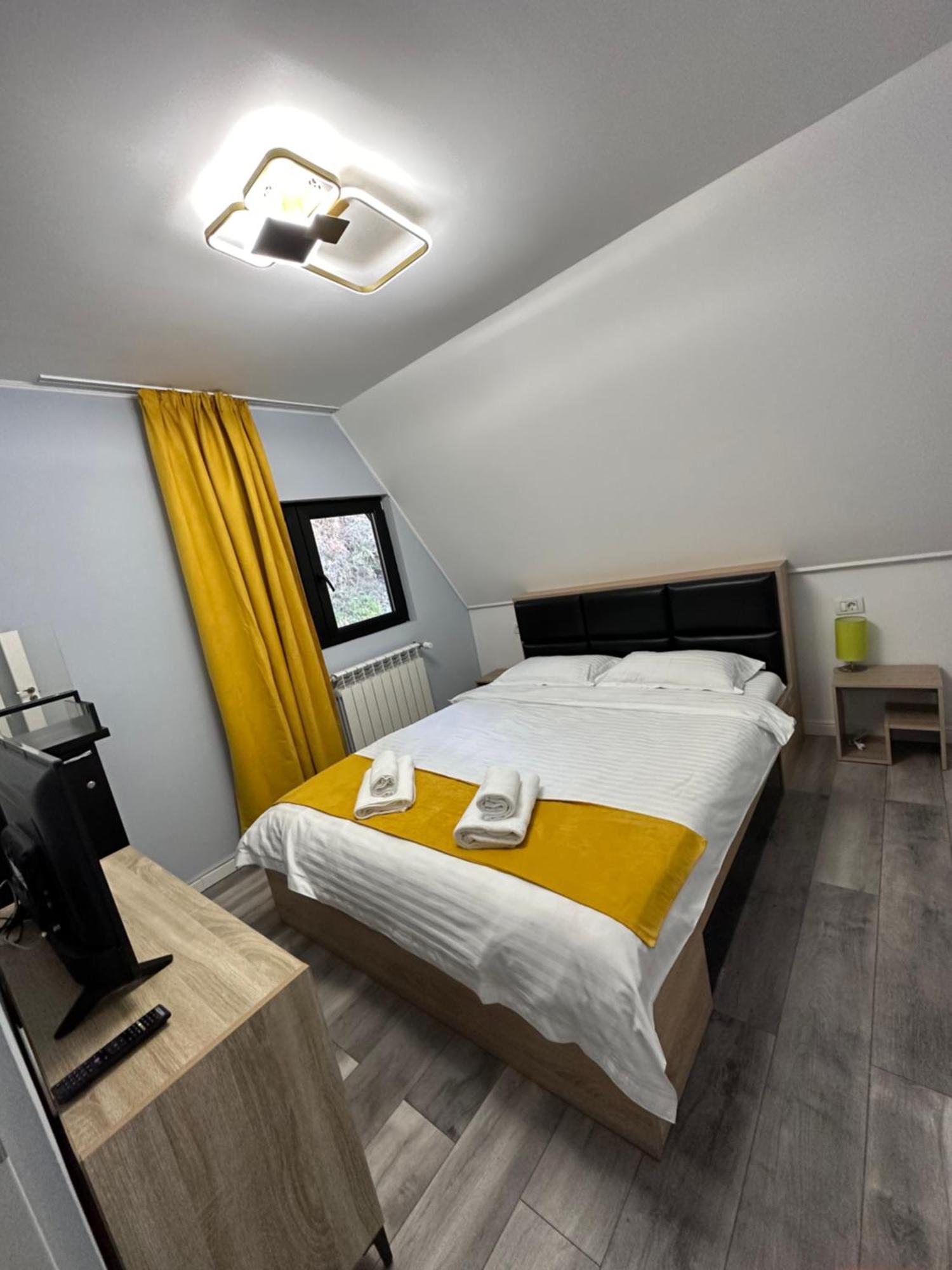 Cabana Green Hill Borşa Eksteriør billede